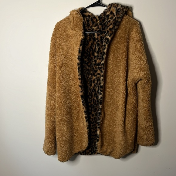 Reversible cheetah workshop jacket coat furry XS - Picture 3 of 3